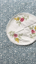VINTAGE PLACE MAT | OVAL FLORAL