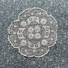 VINTAGE CROCHET DOILY
