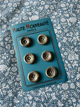 VINTAGE BUTTONS | LARGE