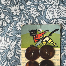 VINTAGE BUTTONS | BROWN