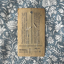 VINTAGE BUTTONS | BROWN