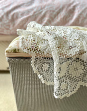 VINTAGE CROCHET DOILY