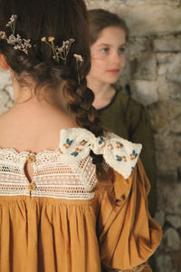 CARAMEL CORDUROY DRESS WITH HAIR CLIP