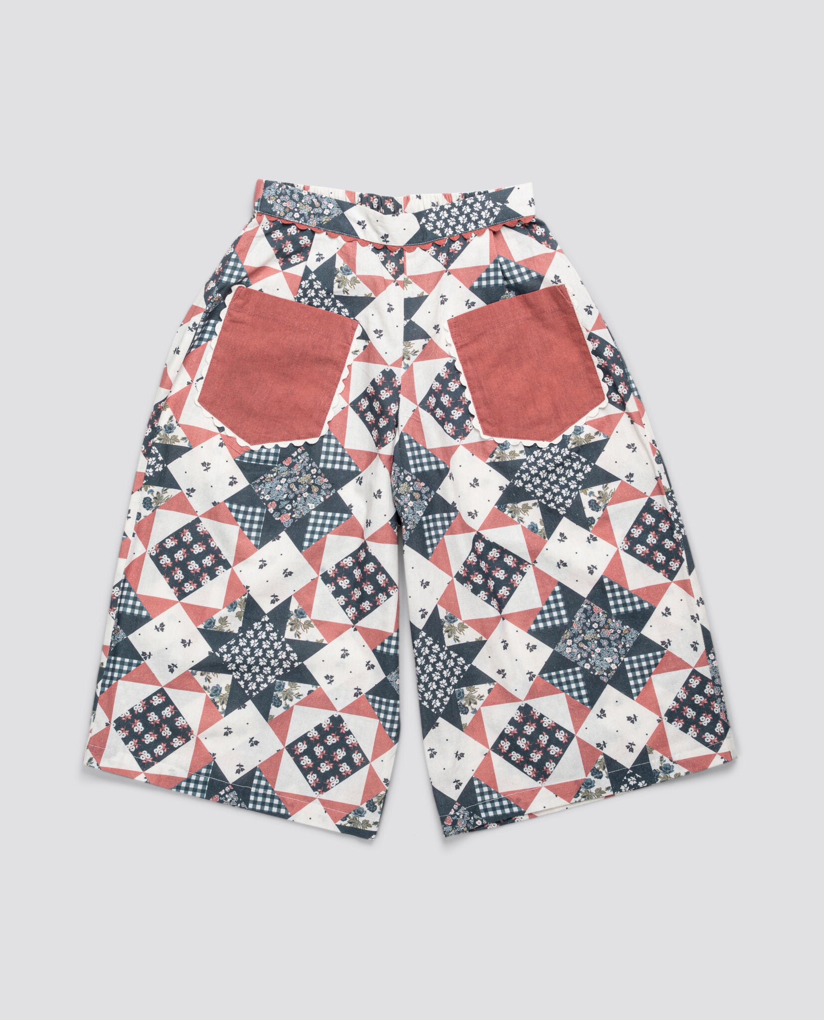 ボトムス・スパッツ apolina molly trouser patchwork 5-7Y MOLLY TROUSERS | PATCHWORK FLORAL – THE FUTURE IS ME STORE