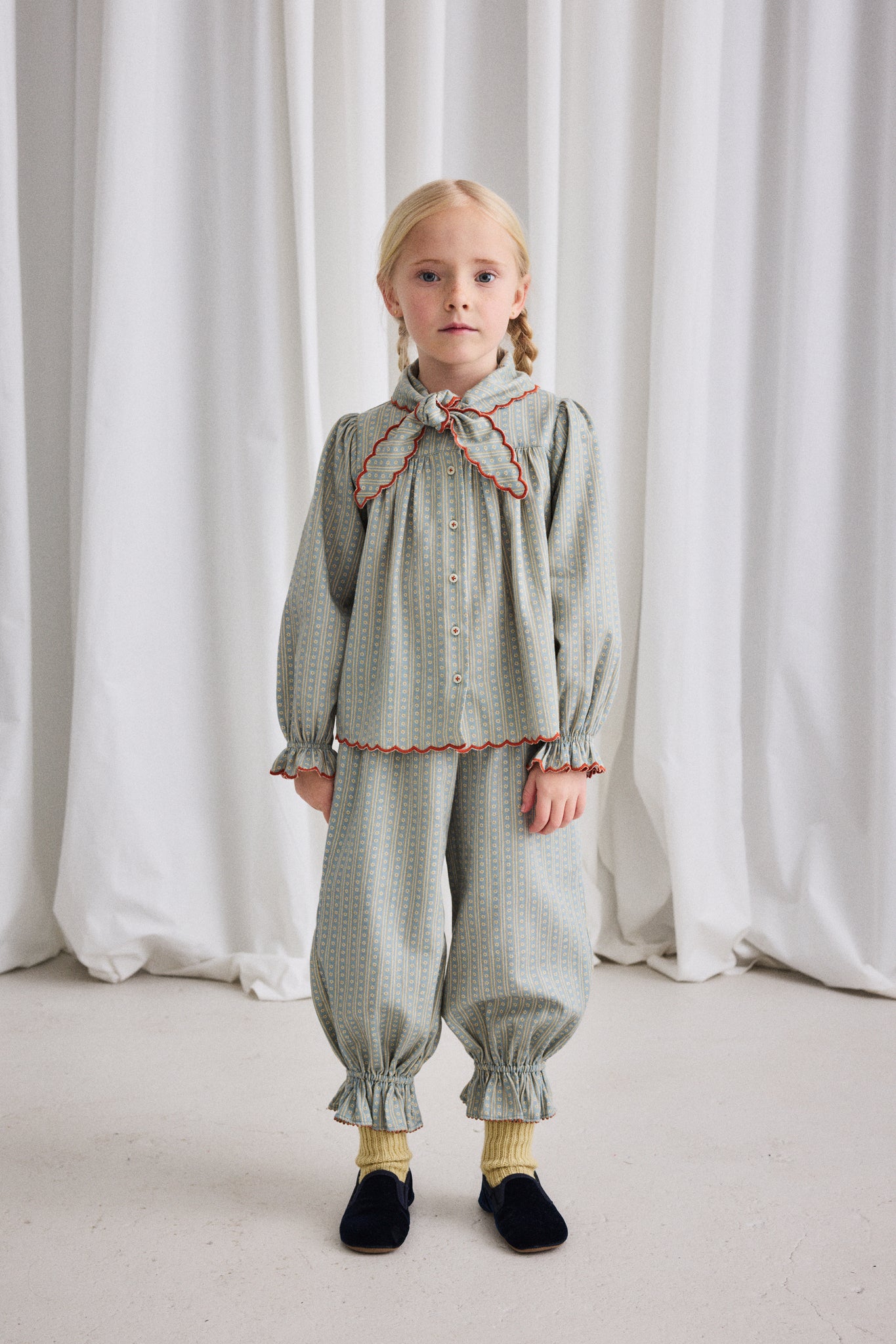ZUZU PANT | OVERCAST LITTLE HOUSE FLORAL – THE FUTURE IS ME